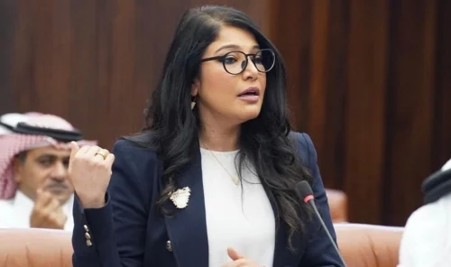 Bahrain housewives' welfare bill returns to Parliament