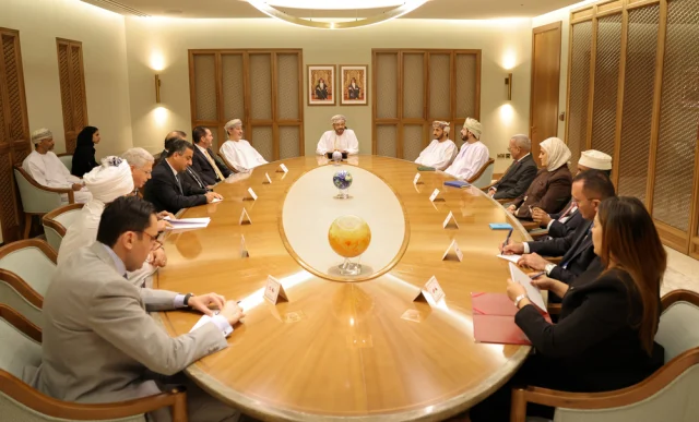 Oman calls for joint Arab action to end regional war