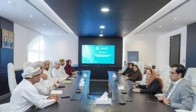 Oman explains local government financial instruments to investors