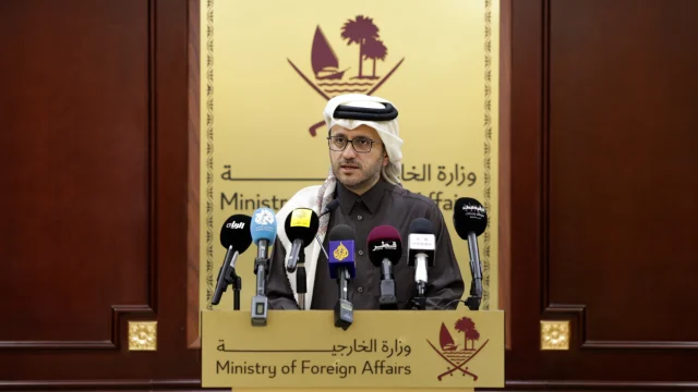 Qatar continues high-level efforts to reduce regional tension