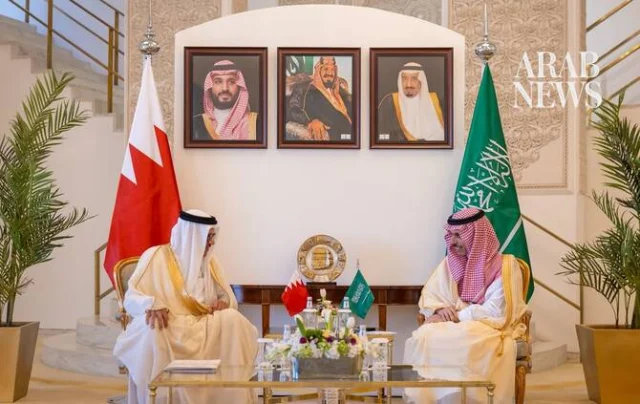 Saudi and Bahraini ministers review US-Iran talks
