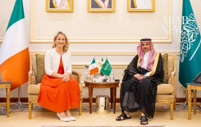 Saudi and Irish ministers call for comprehensive peaceful solutions