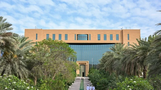 Saudi Arabia issues more than 34,000 building permits in first half of 2026
