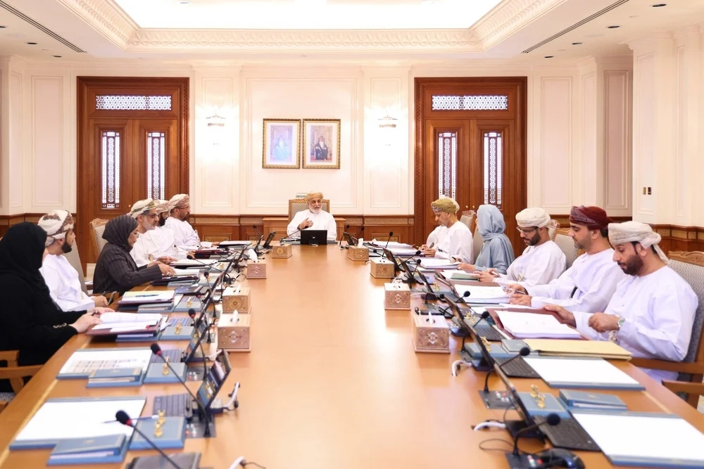 State Council Office reviews internal regulations and committee proposals